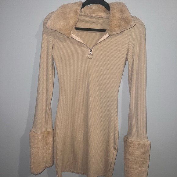 Fur trim Y2K winter dress - Picture 2 of 5